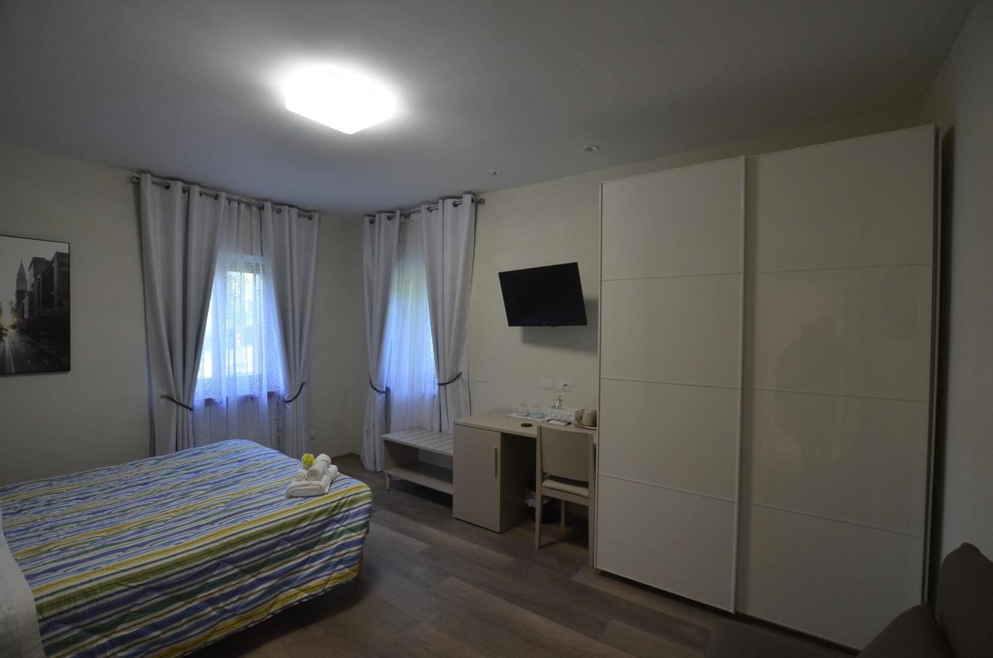 La Coccinella Bed & Breakfast Йези Екстериор снимка