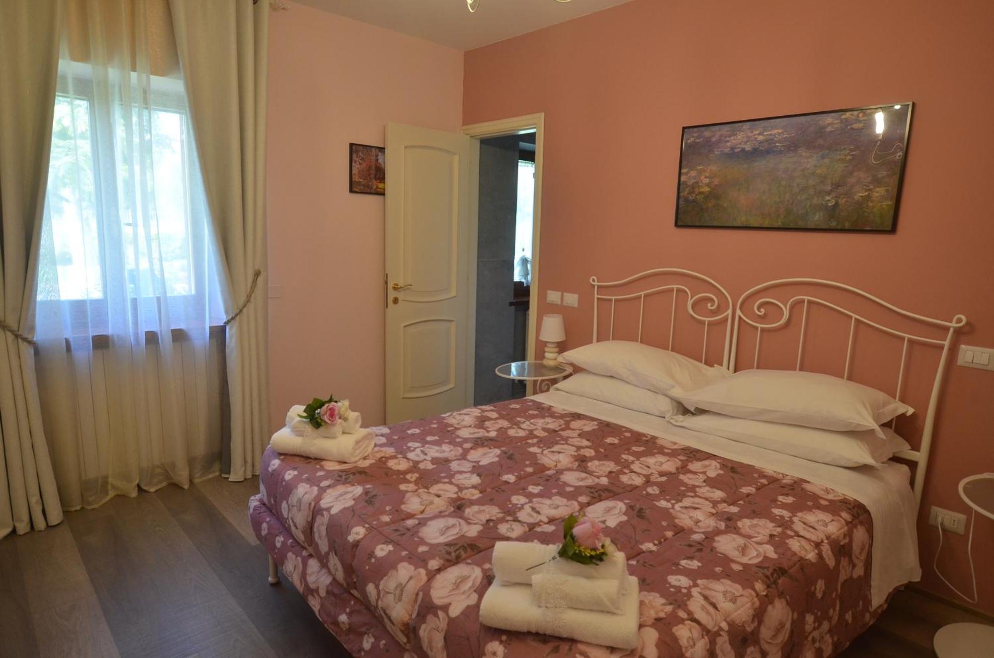 La Coccinella Bed & Breakfast Йези Екстериор снимка
